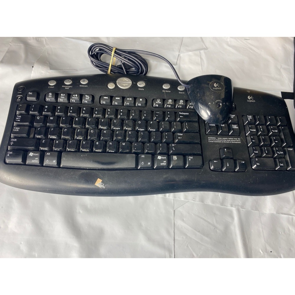 Logitech wired multimedia‎ keyboard with matching Logitech mouse